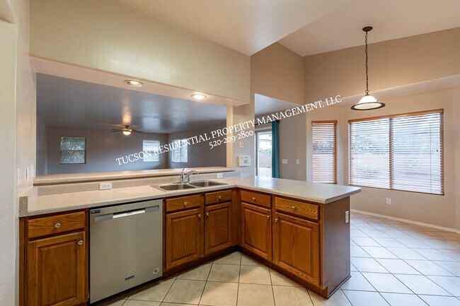 Building Photo - 7661 S Freshwater Pearl Dr
