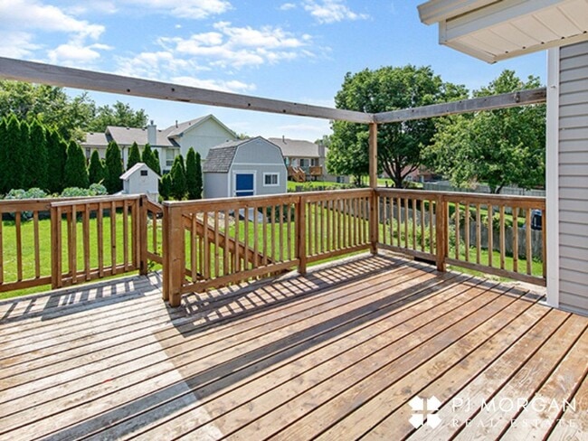 Building Photo - 16911 N Circle - Coming Soon