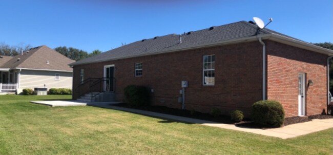 Building Photo - 524 Autumndale Dr