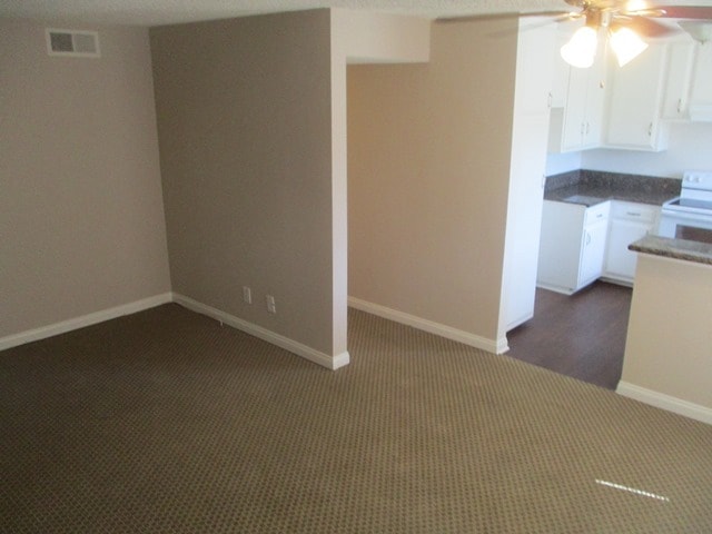 Building Photo - 7350 Pickering Ave