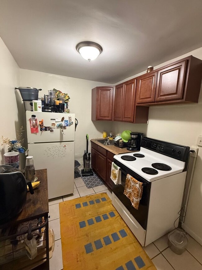 Building Photo - 1703 S 19th St