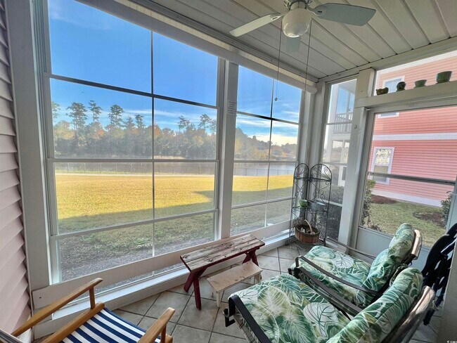 Building Photo - 628 Waterway Village Blvd