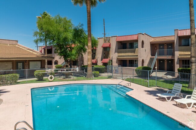 Pool - St Philip's Corner Apartments