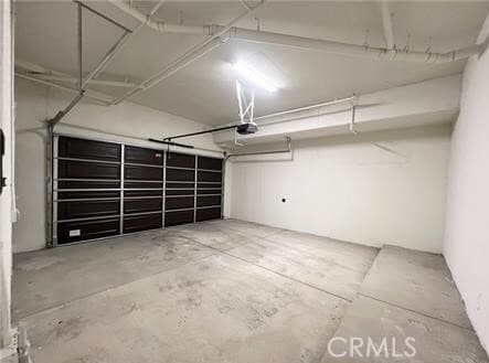 Building Photo - 328 E Live Oak St