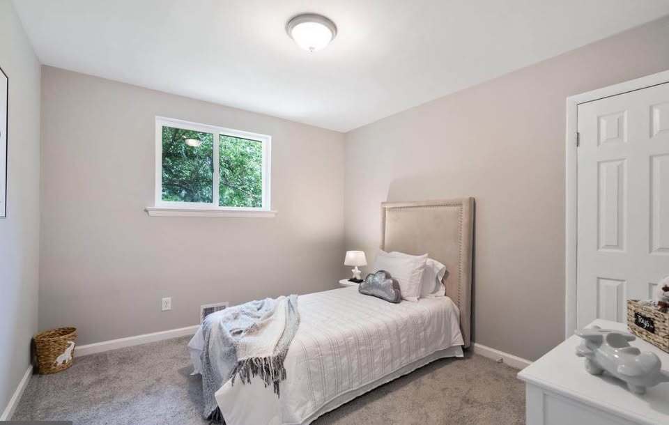 Bedroom 2 - 1212 Clovis Ave