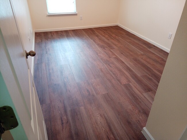 Building Photo - 434 Shetland Dr