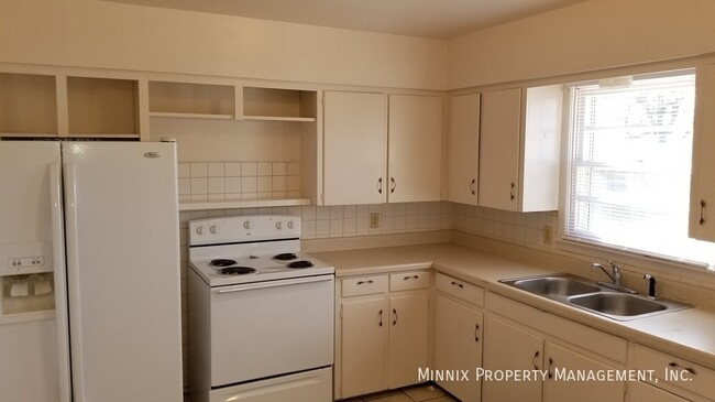 Building Photo - 4615 42nd St
