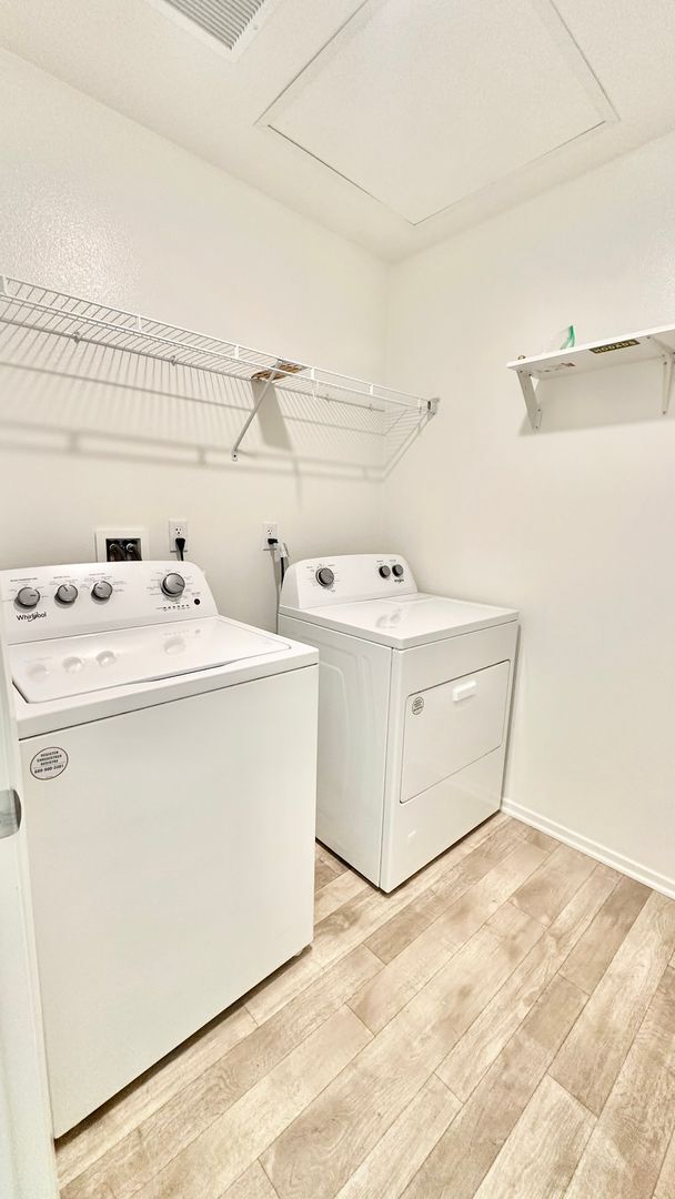 Building Photo - Beautiful Brand New Construction Single St...