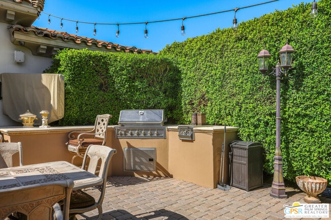 Building Photo - 57870 S Valley Ln