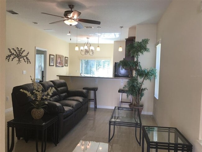 Building Photo - 2060 Royal Vista Ct