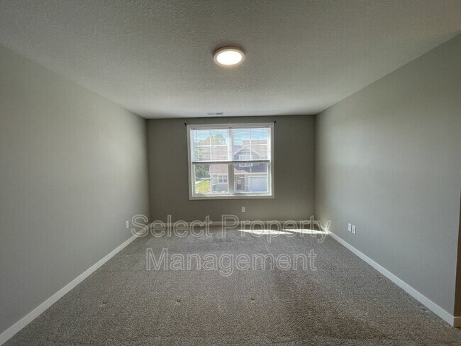 Building Photo - 5426 Copper Horse Trl