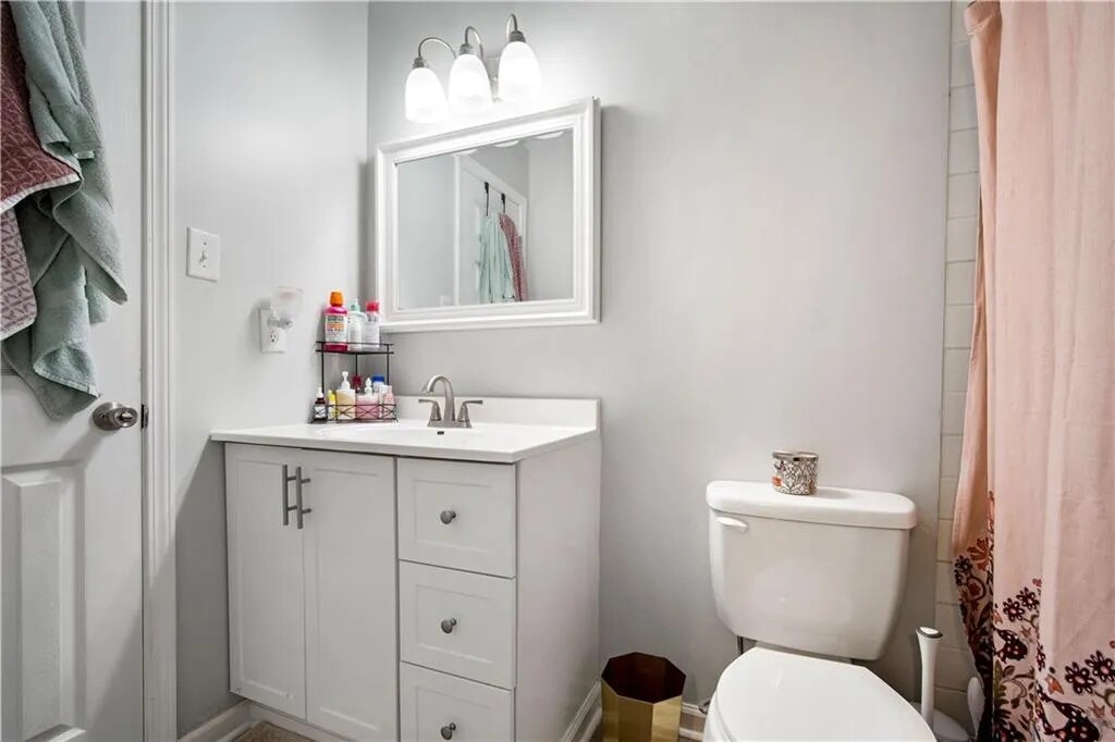 Building Photo - 128 Du Rhu Dr