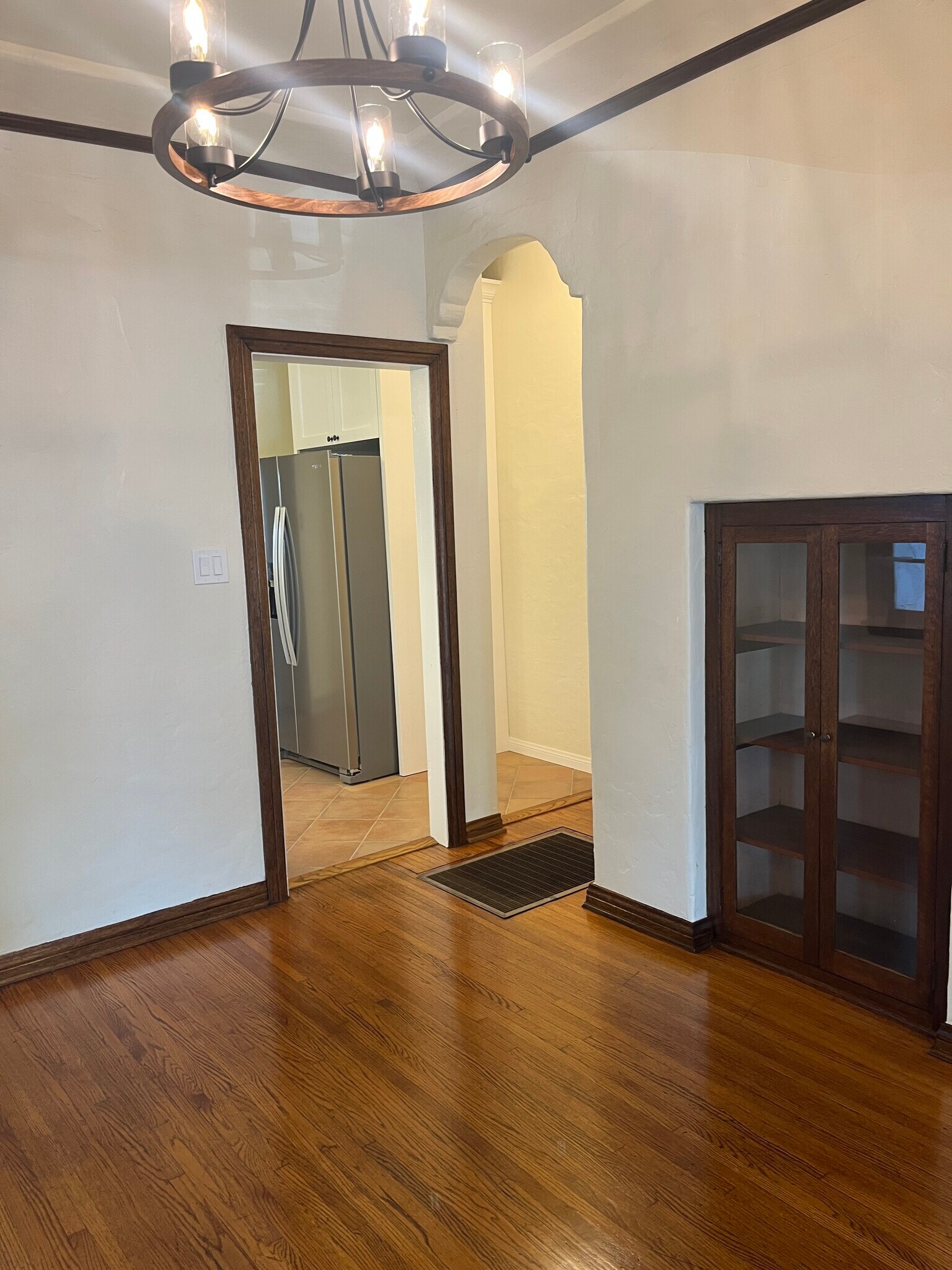 Building Photo - 1040 Prospect Ave