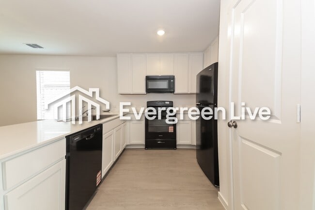 Building Photo - 2125 Sulky Ln