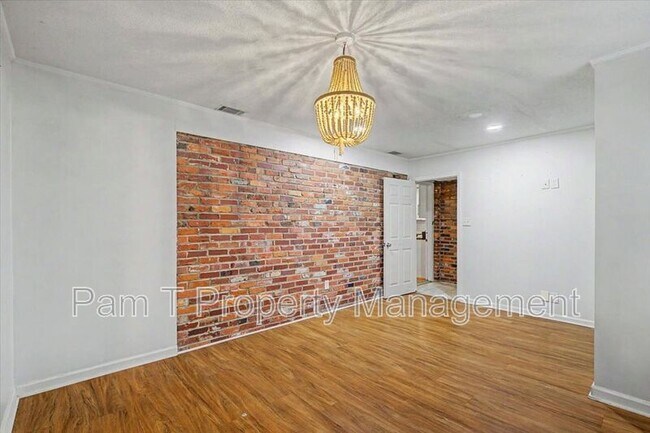 Building Photo - 1332 Grace Dr
