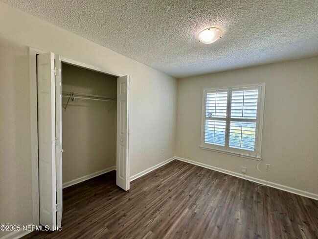 Building Photo - 412 La Reserve Cir
