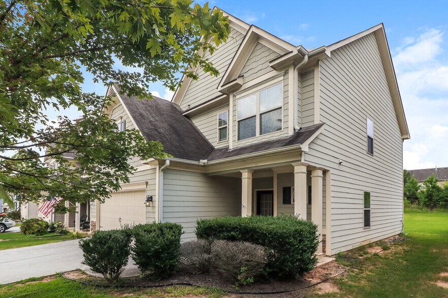 Building Photo - 68 Teramont Ct