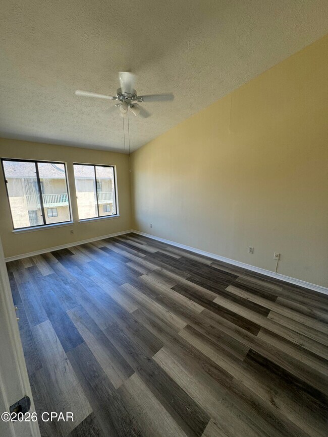 Building Photo - 114 Linda Marie Ln