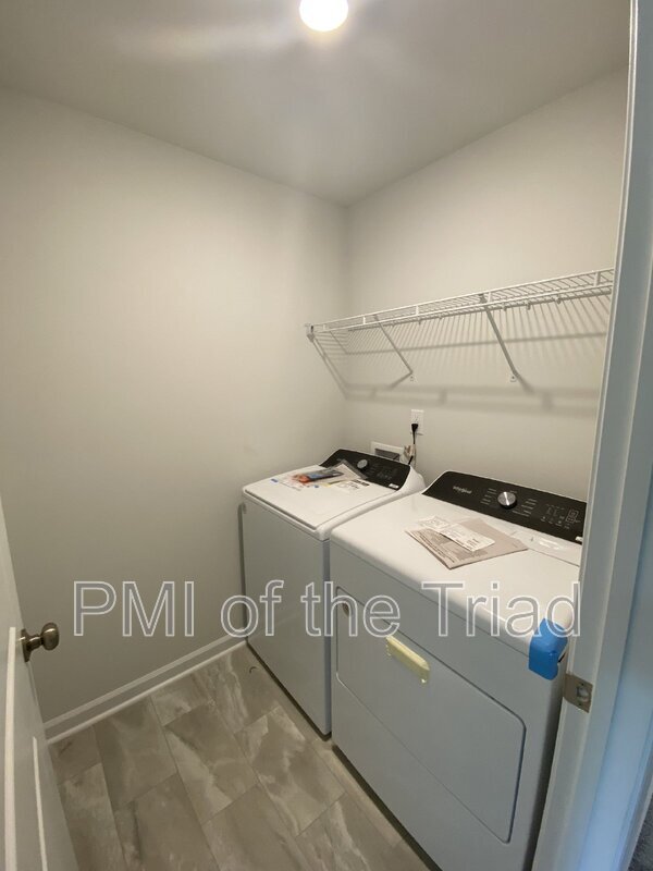 Building Photo - 4006 Beckton Trl