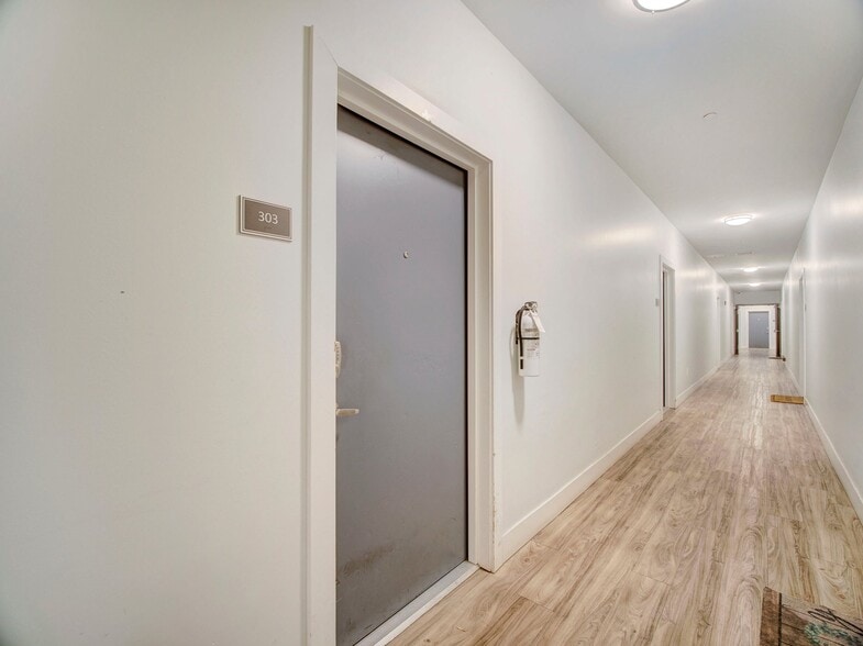 Building Photo - 429 Bergen Ave