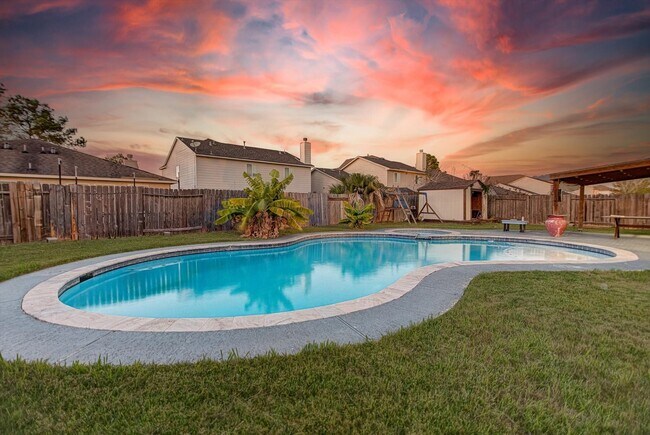 Building Photo - 3107 Rendezvous Ct