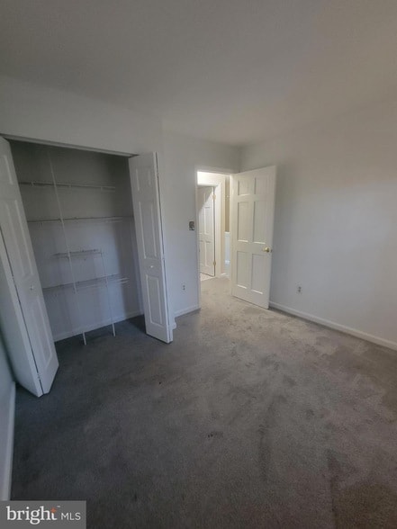 Building Photo - 25 Offspring Ct