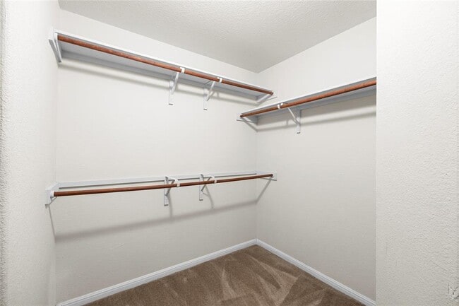 Building Photo - 5501 Bradford Pear Ln