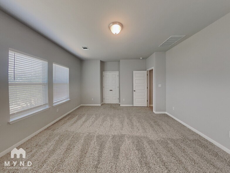 Building Photo - 705 Hays Hill Dr