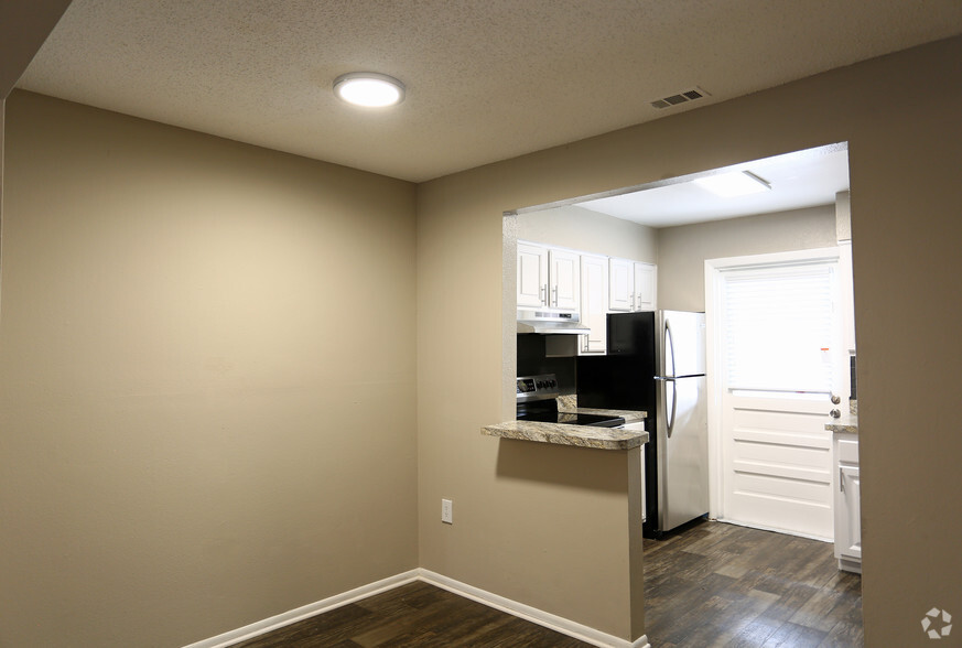 Interior Photo - Villas at Deer Park Apartments