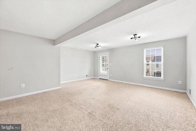 Building Photo - 903 Glen Falls Ct