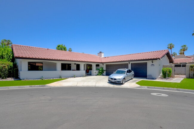 Building Photo - 74830 Waring Ct
