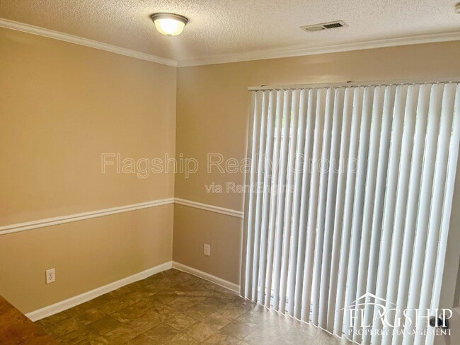 Building Photo - 3813 E Vancroft Cir