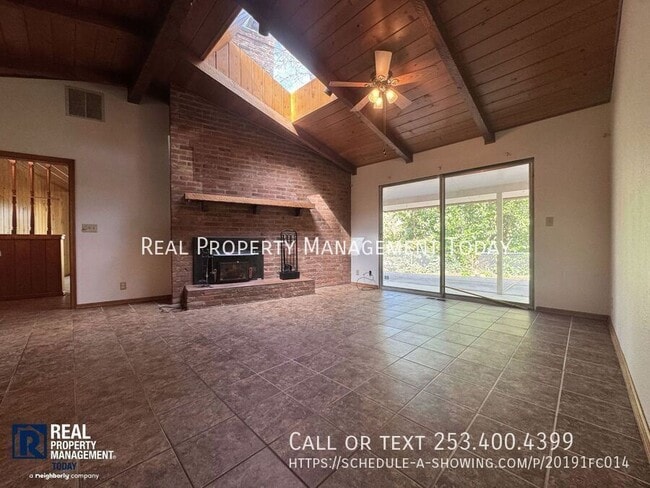 Building Photo - 10922 Greengate Ln SW