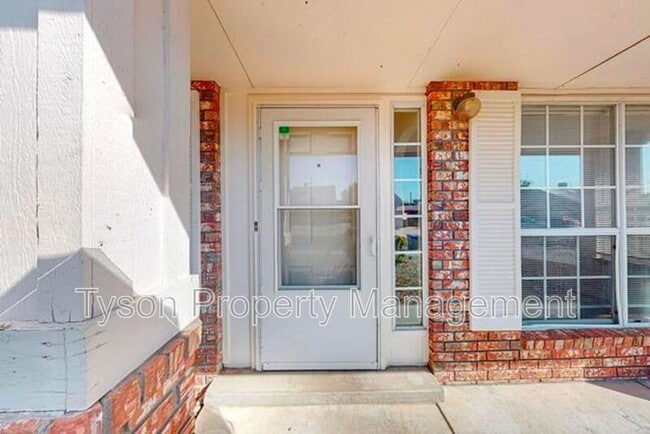 Building Photo - 4701 Plume Rd NW