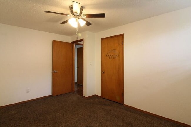 Building Photo - 1707a W 7th Ave