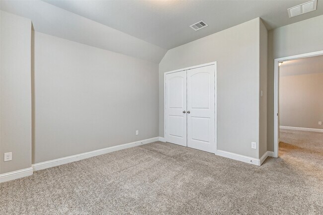 Building Photo - 19015 Blue Valley Ln