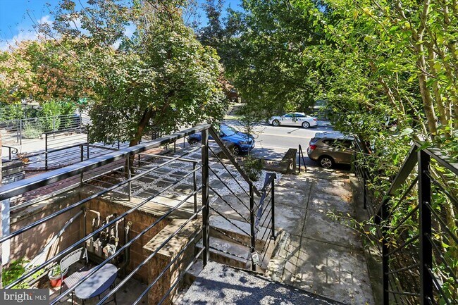 Building Photo - 3222 13th St NW