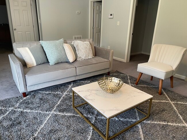 Building Photo - 1217 Dreamview Ln