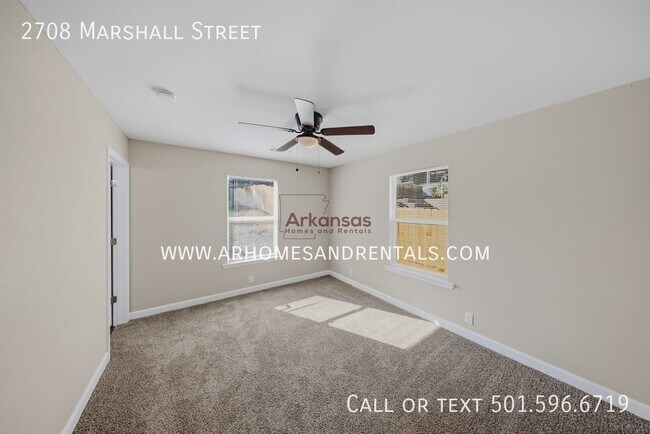 Building Photo - 2708 Marshall St