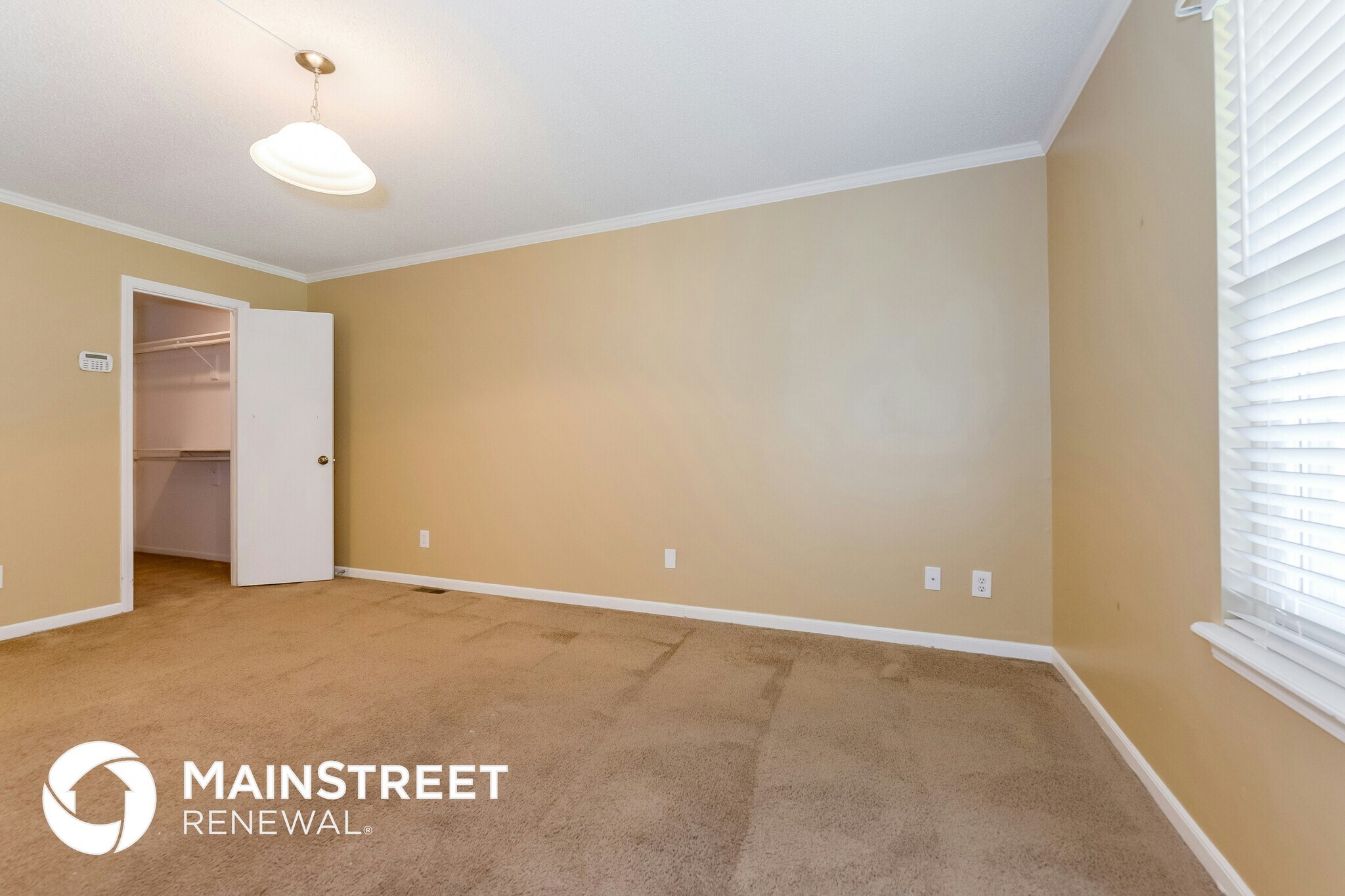 Building Photo - 5709 N Harden Ave