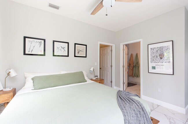 Building Photo - 1019 N K St