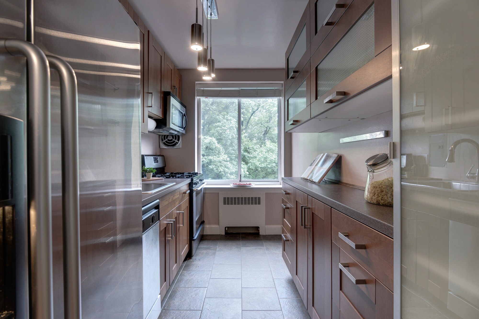 Gorgeous Kitchen - 4100 W St NW