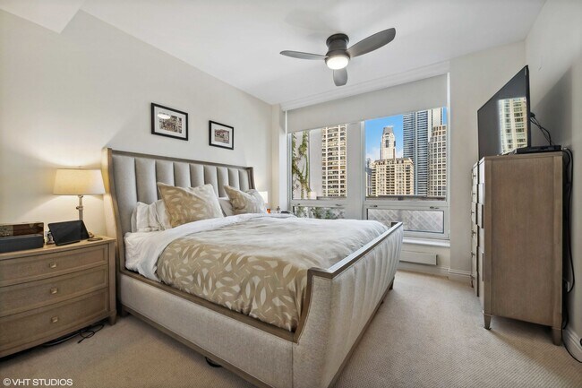 Building Photo - 55 E Erie St