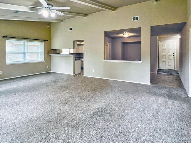 Building Photo - 3518 Almondwood Dr