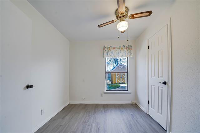 Building Photo - 7721 Mohawk Dr