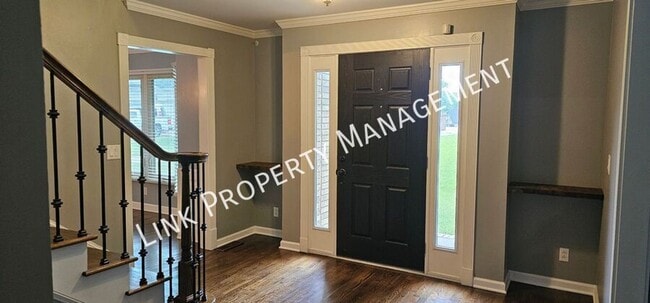 Building Photo - Exceptional 5-Bedroom Home with Luxury Out...