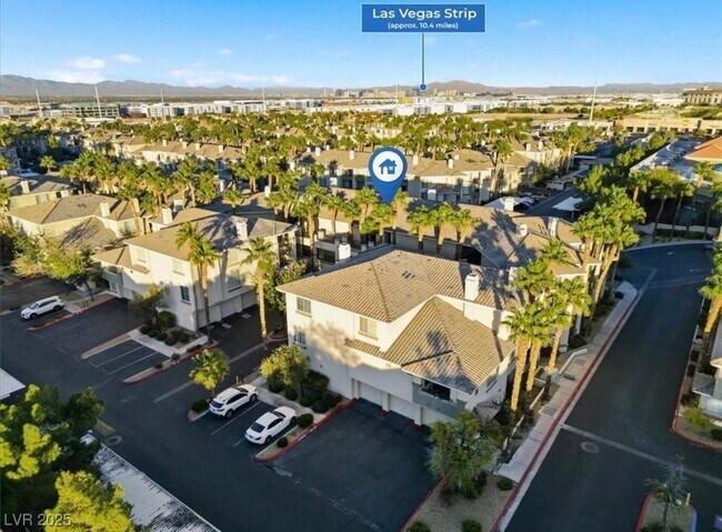 Building Photo - 7147 S Durango Dr