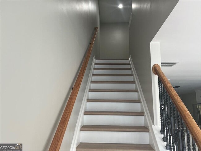 Building Photo - 2896 Vining Ridge Terrace