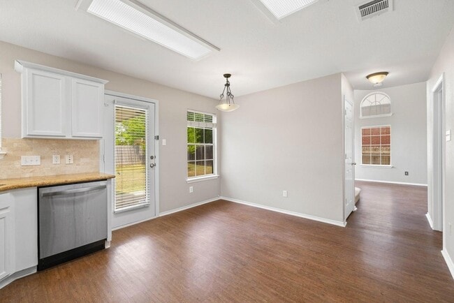 Building Photo - 523 Paso Fino Trail