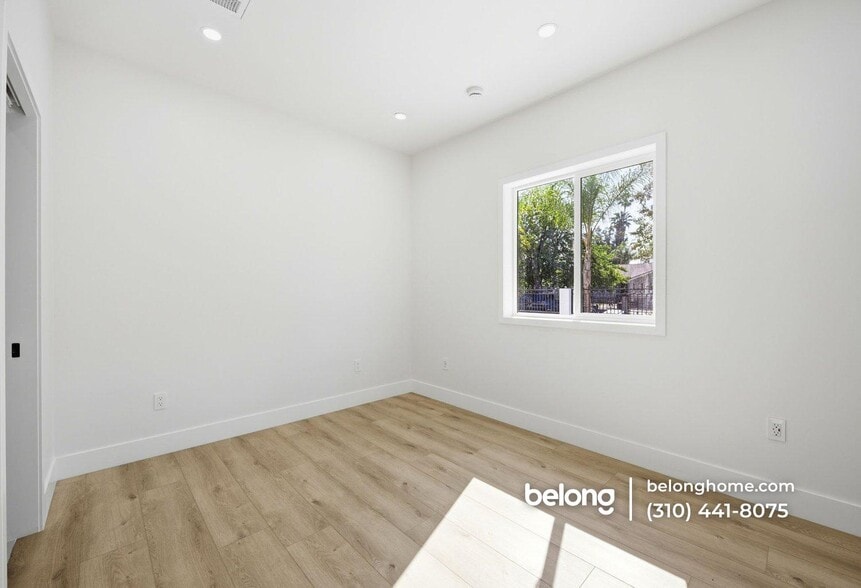 Building Photo - 7947 Atoll Ave